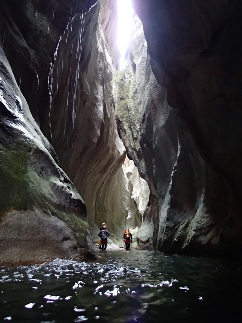 GorgeBlau2.JPG - 78.64 kb