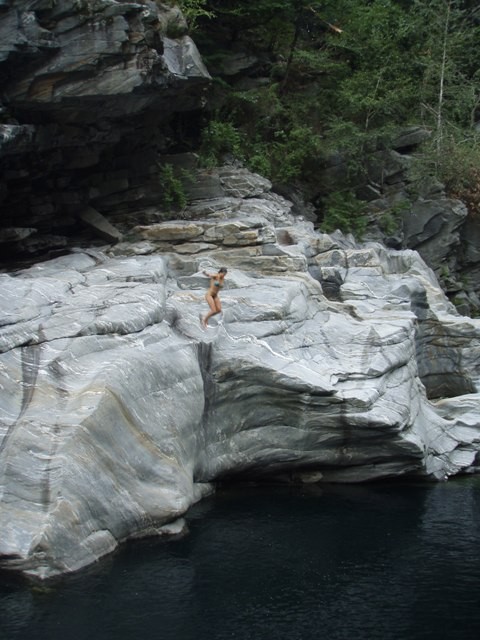 P8040018.JPG - 82.08 kb