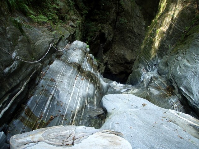 Val Grande inf5.JPG - 100.08 kb