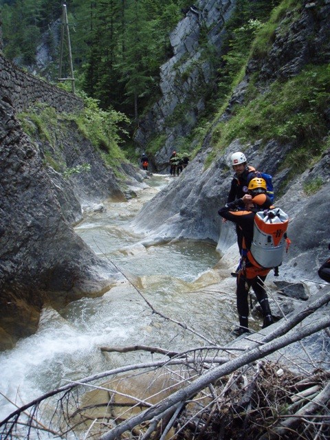 V0000021.JPG - 136.87 kb