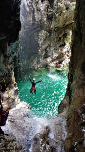 Viela_III_Sprung_Olympic2.jpg - 74.21 kb