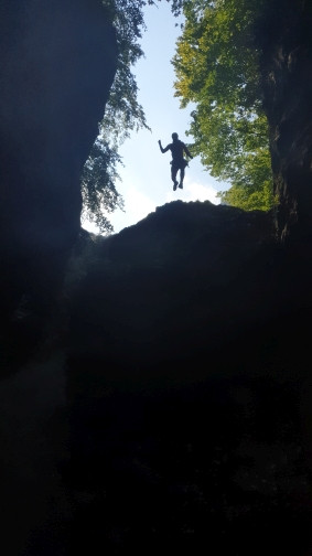 Viela_II_Hypnotic_Pool.jpg - 27.13 kb