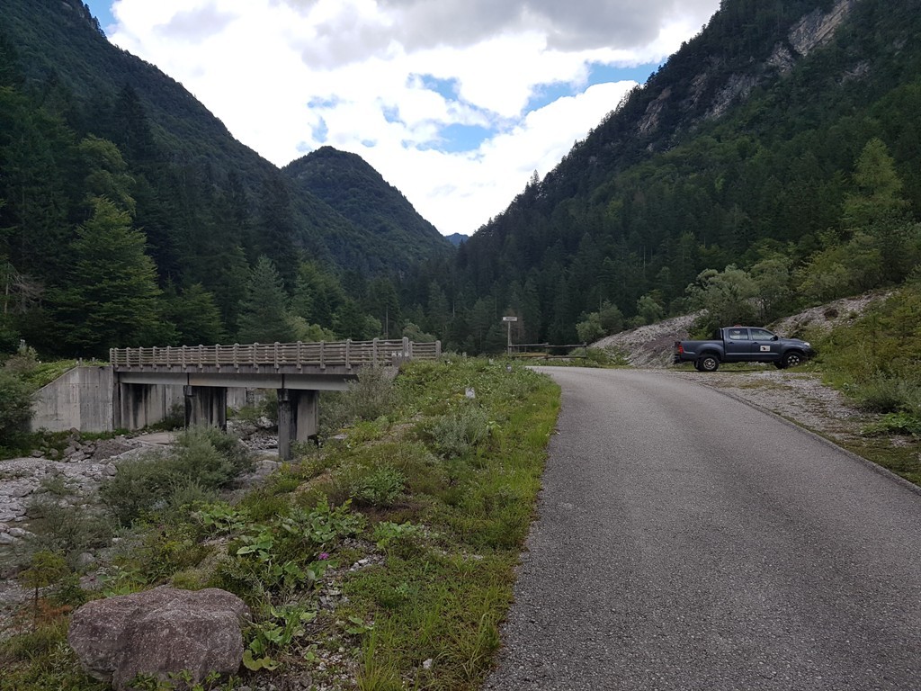 Parkplatz (2).jpg - 258.01 kb